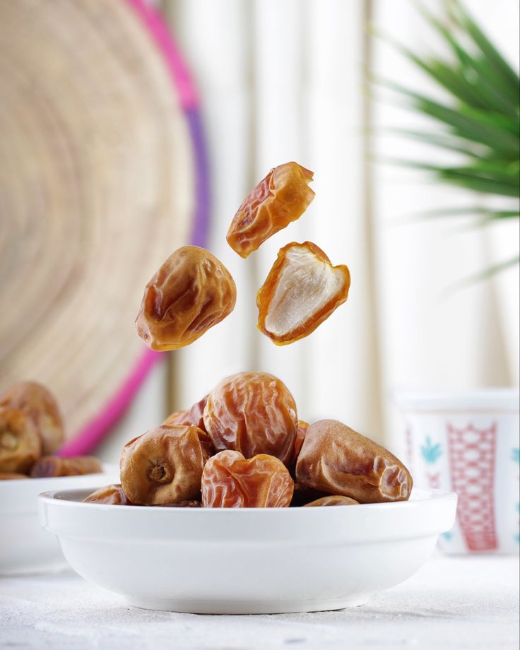 NUTZOA Premium Barari Dates – Naturally Sweet & Soft.